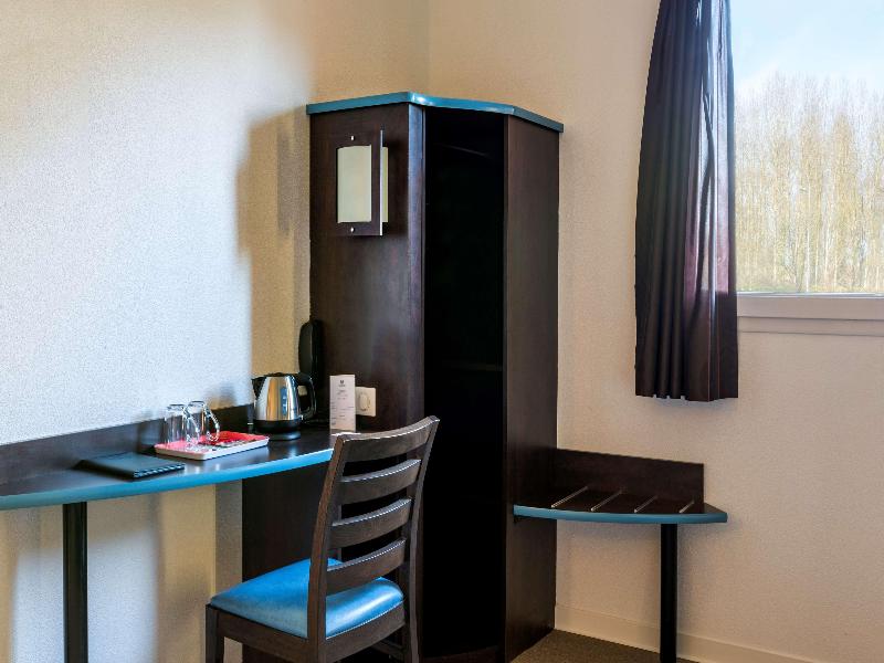 Sure Hotel by Best Western St-Amand-les-Eaux image