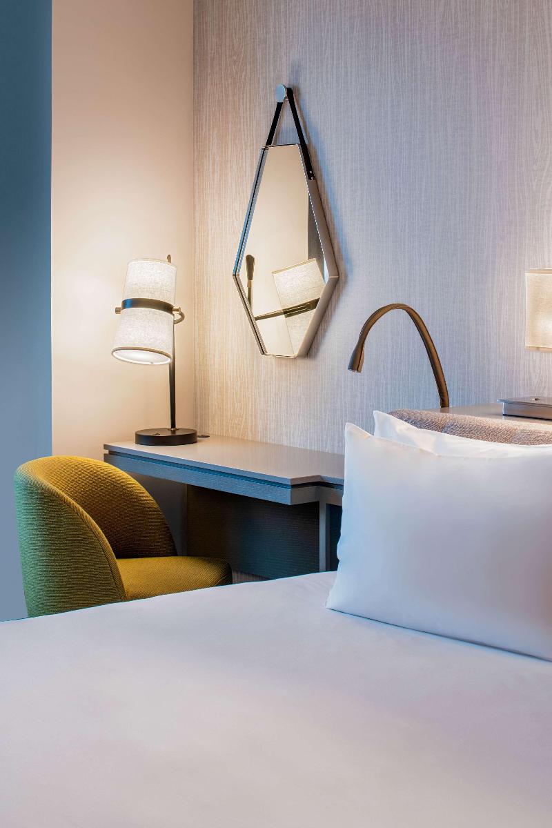 Hyatt Regency Portland image
