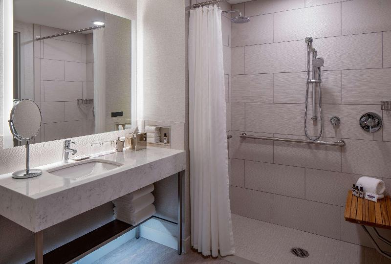 Hyatt Regency Portland image