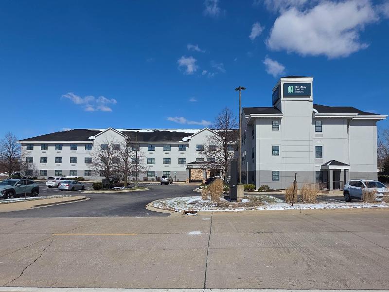 Mainstay Suites Chicago Hillside image