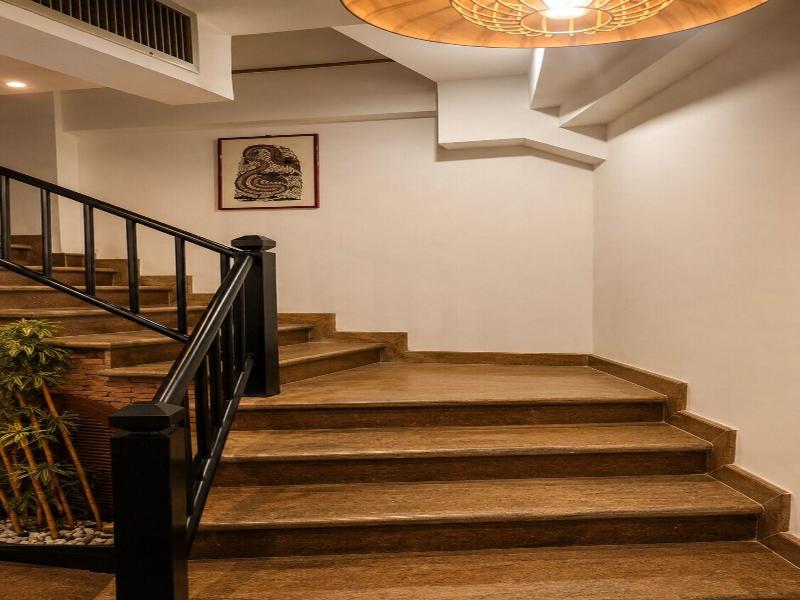 Max Hotel image