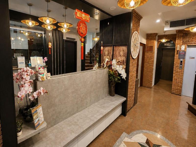 Max Hotel image
