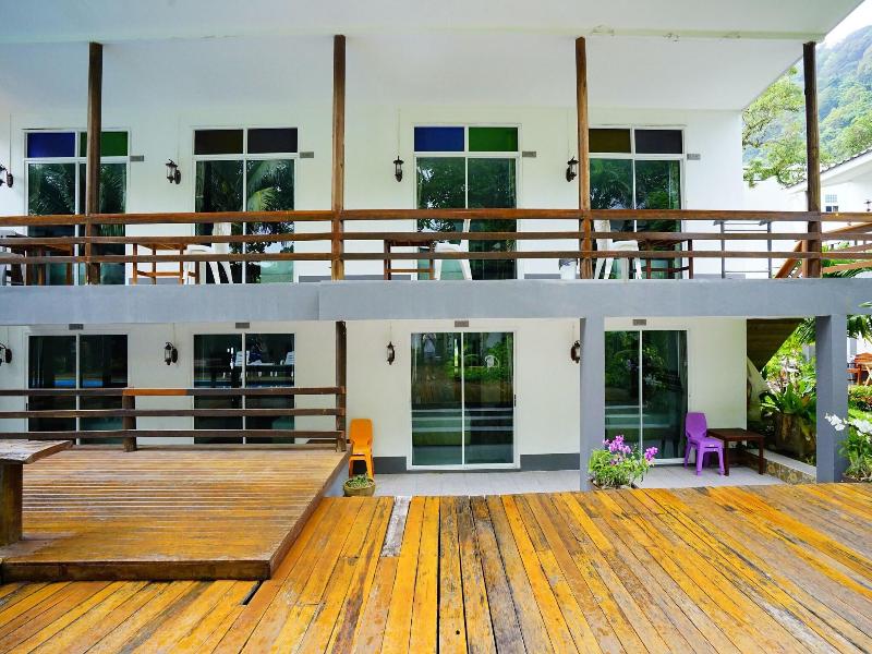 Apple Beachfront Resort image