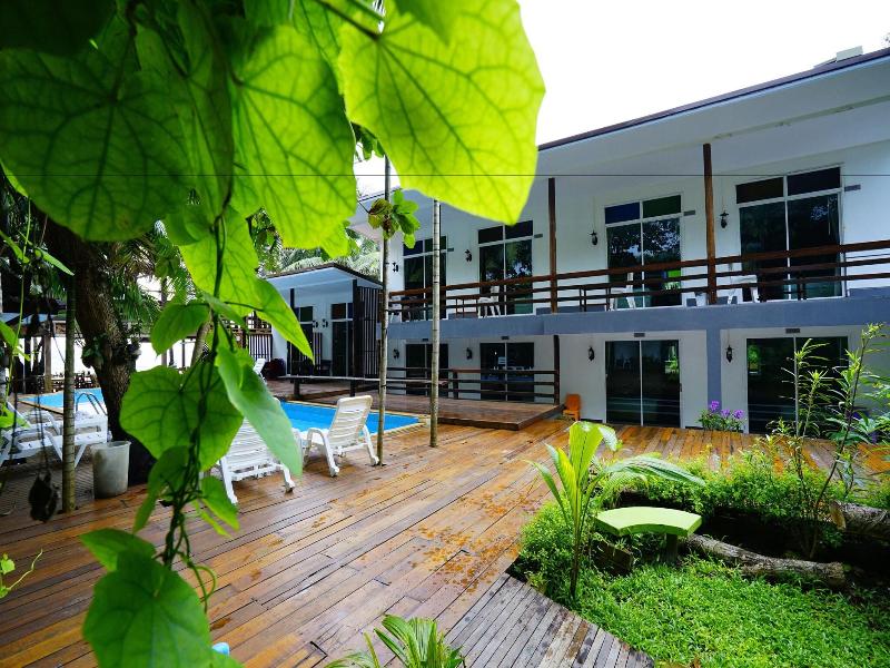 Apple Beachfront Resort image