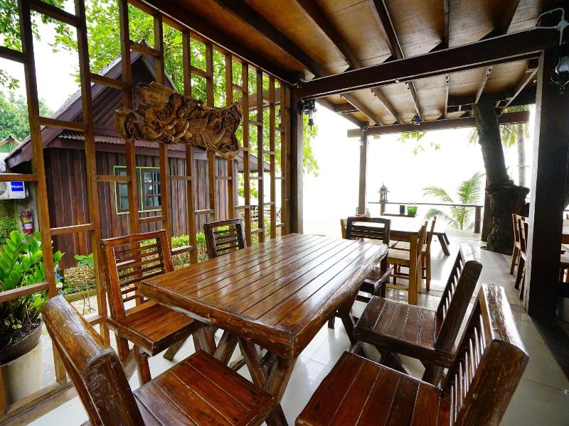 Apple Beachfront Resort image