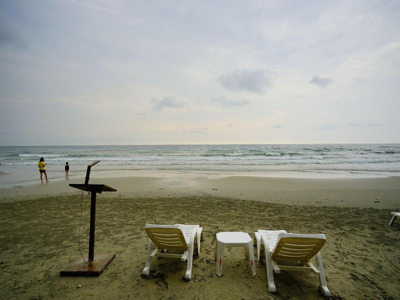 Apple Beachfront Resort image