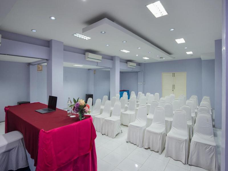 Eco Inn Ubon Ratchathani Hotel