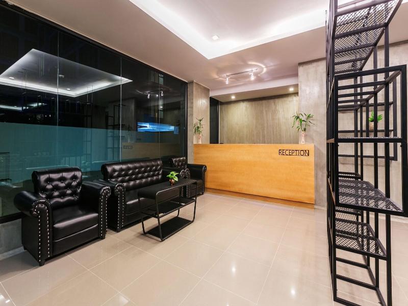 B2 South Pattaya Premier Hotel image