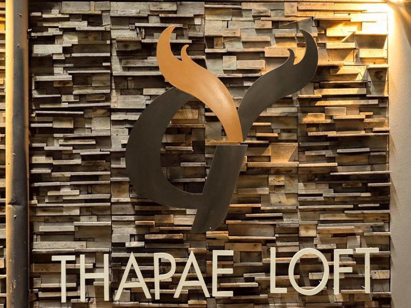 Thapae Loft Hotel
