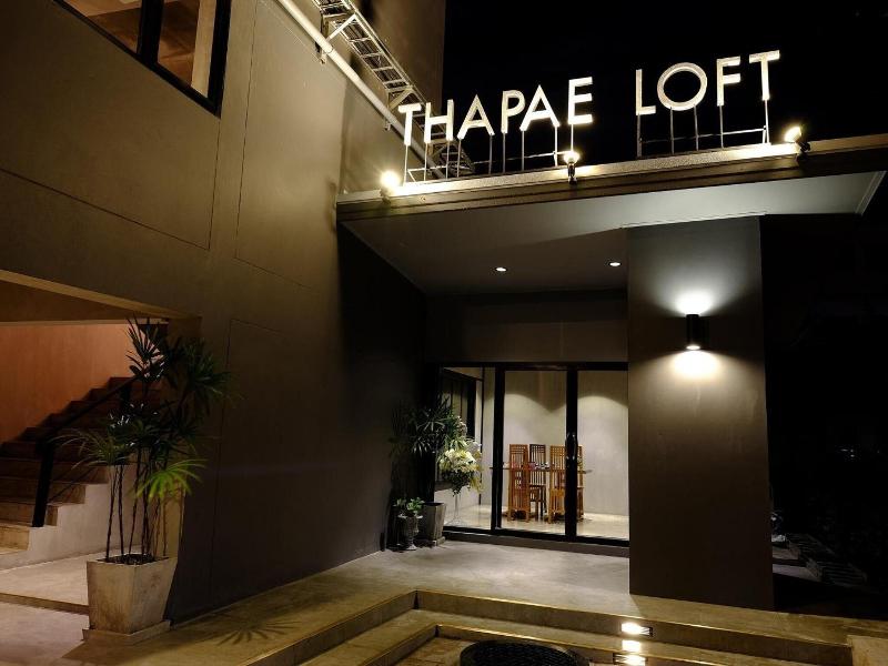 Thapae Loft Hotel