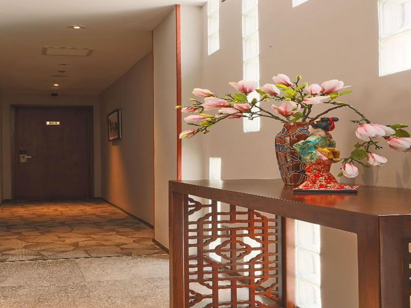 Cherry Hotel image