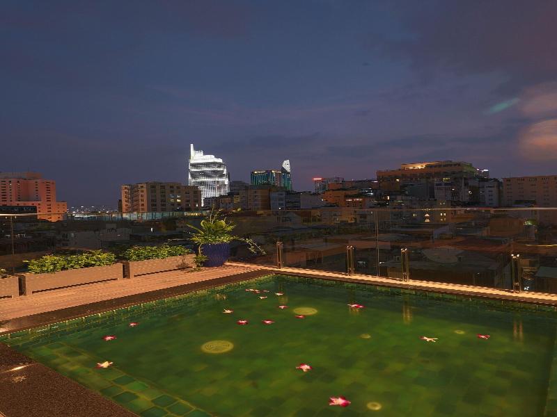 Cherry Hotel image
