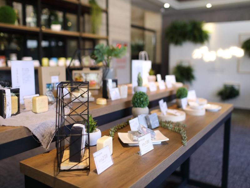 Lakeshore Hotel Hualien image