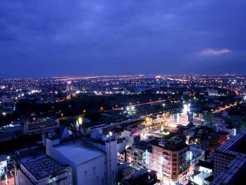 Yoai Hotel image