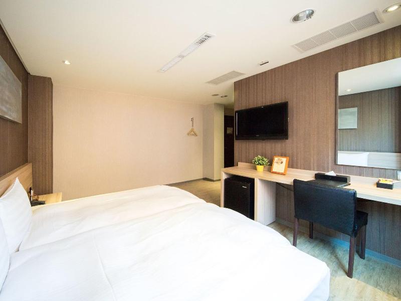 Unique hotel - Smile 73 Hotel image