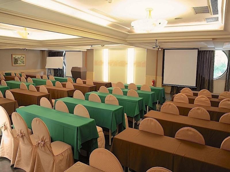 Lichia Royal Garden Hotel image