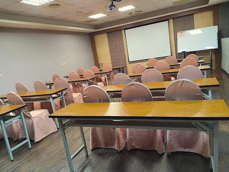 Lichia Royal Garden Hotel image