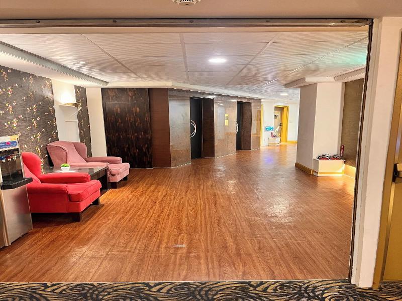 Lichia Royal Garden Hotel image
