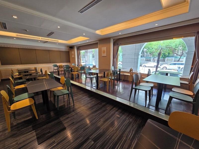Lichia Royal Garden Hotel image