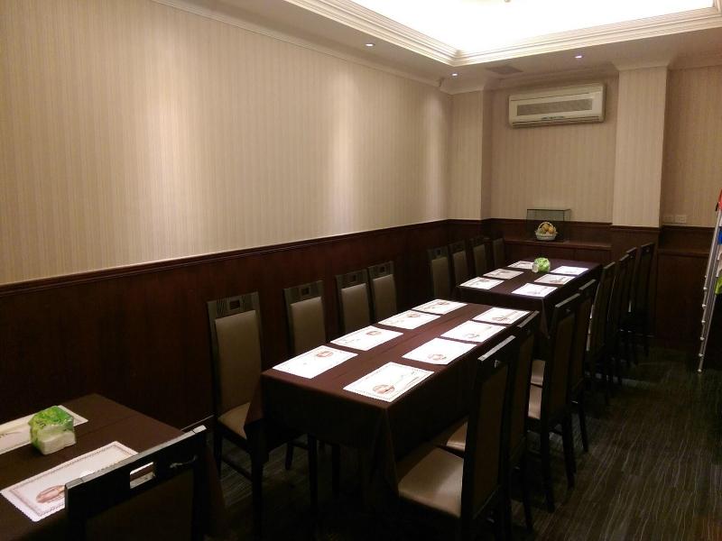 Lichia Royal Garden Hotel image