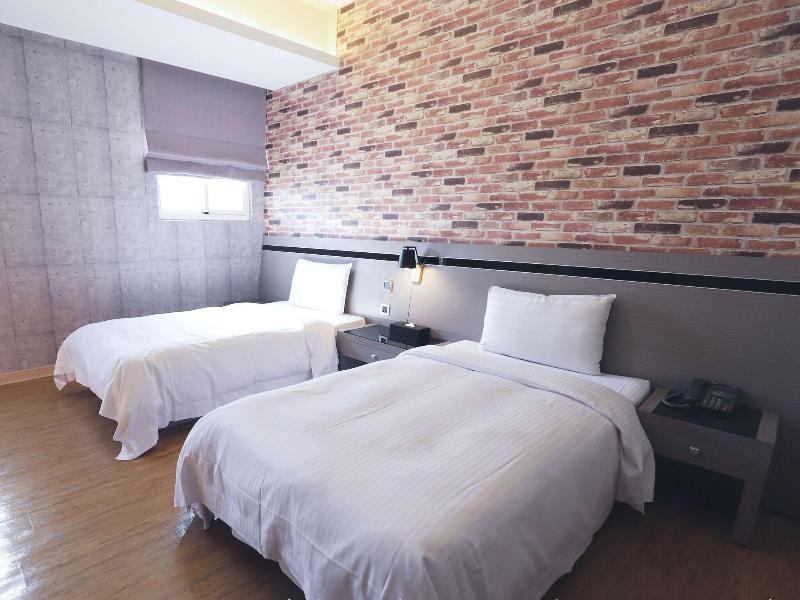 Unique Hotel - Military 75 Hotel image