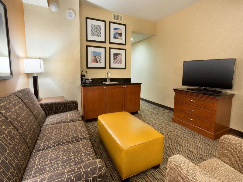 Drury Plaza Hotel Indianapolis Carmel image
