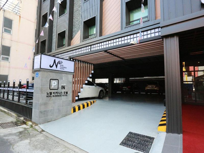 NOEL BUSINESS HOTEL image