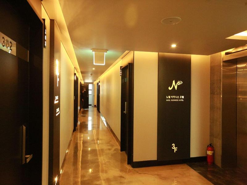 NOEL BUSINESS HOTEL image