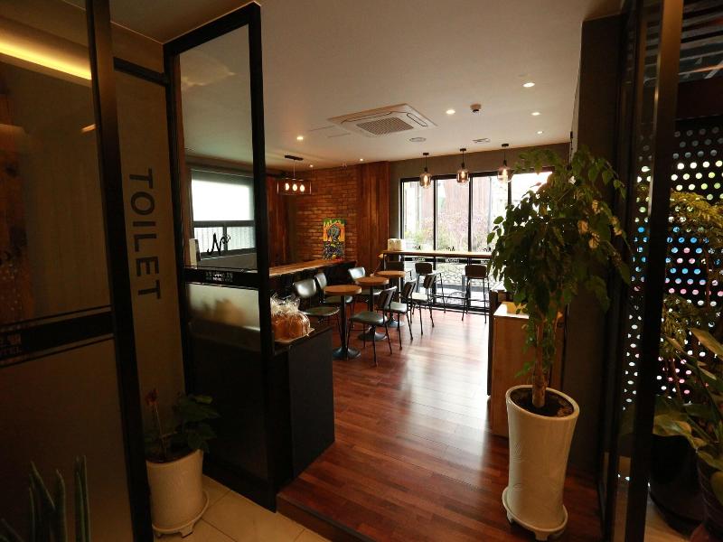 NOEL BUSINESS HOTEL image