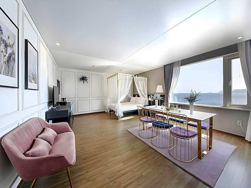 Hotel Hyggelig image