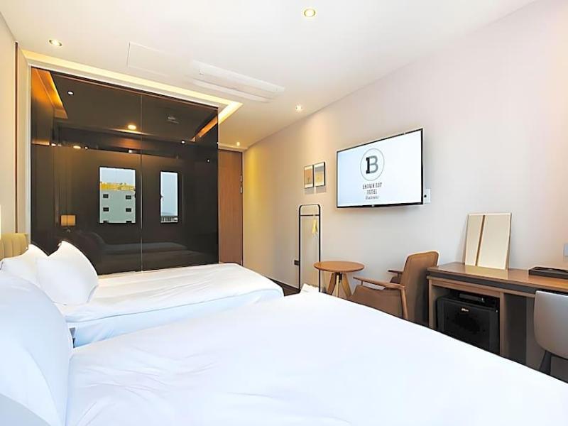Brown Dot Hotel Business Busan Station image