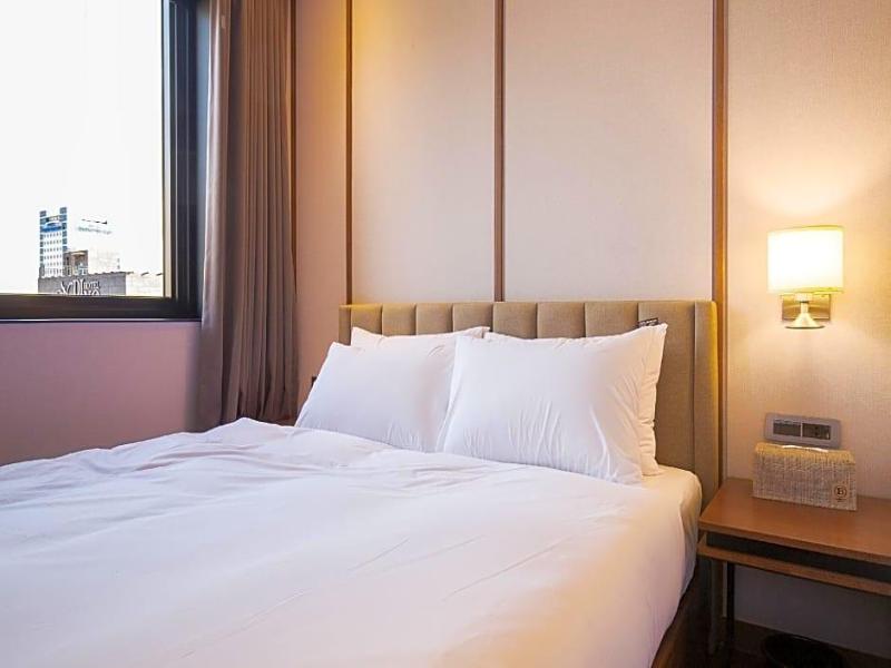 Brown Dot Hotel Business Busan Station image