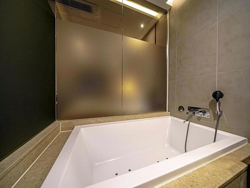 Brown Dot Hotel Business Busan Station image