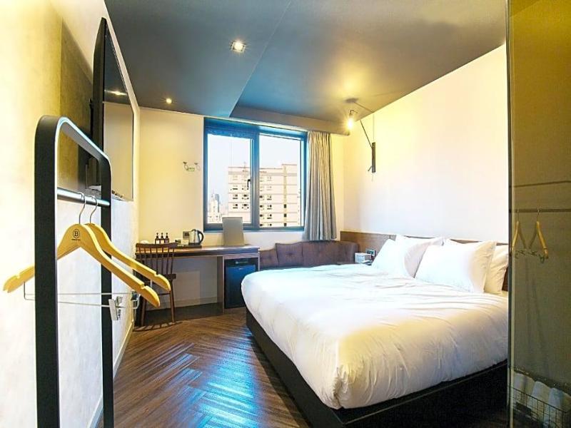 Brown Dot Hotel Business Busan Station image