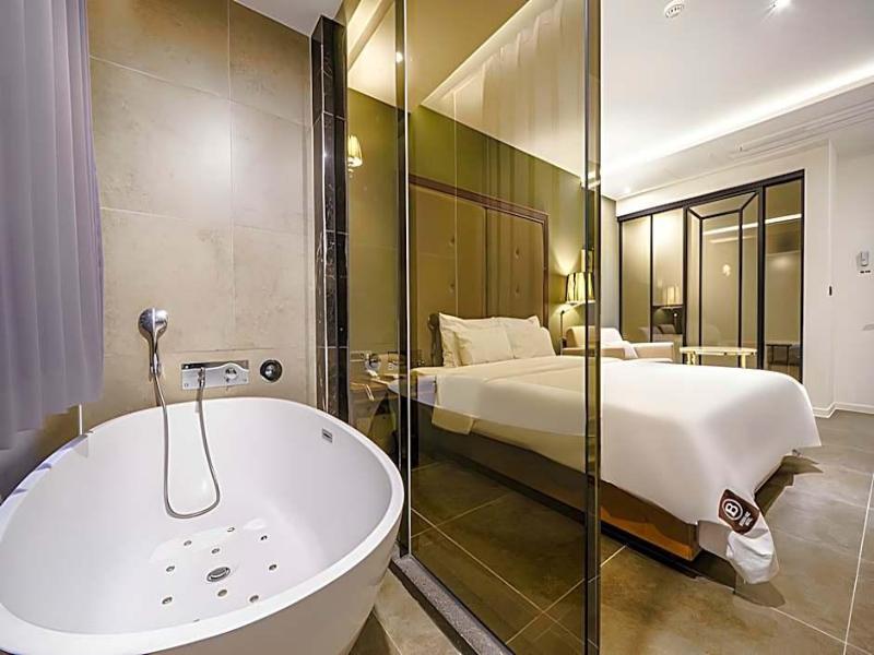 Brown Dot Hotel Business Busan Station image