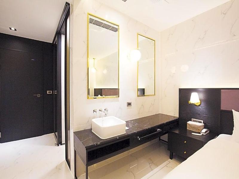 Brown Dot Hotel Business Busan Station image
