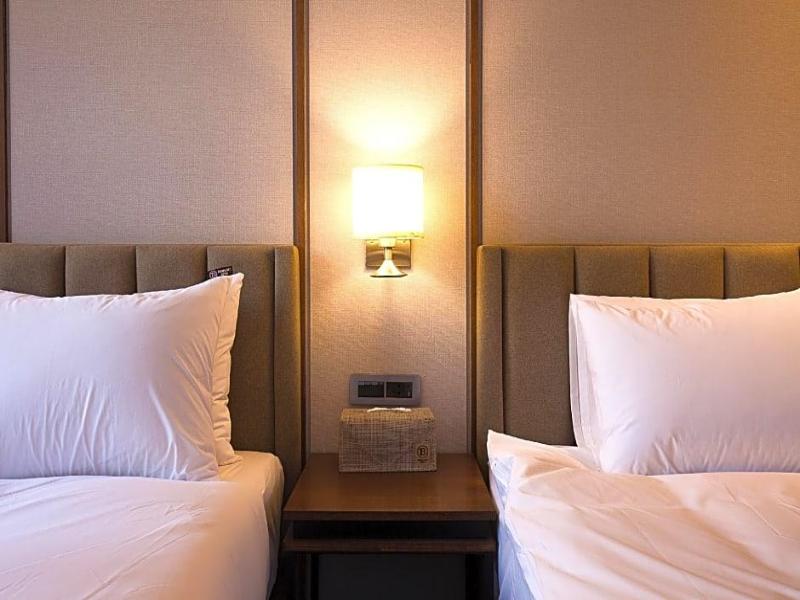 Brown Dot Hotel Business Busan Station image