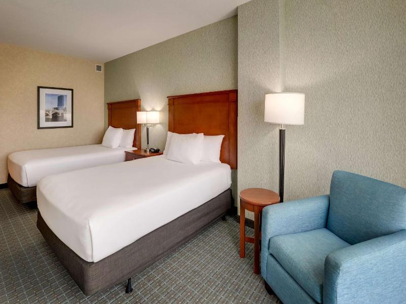 Drury Inn Suites Grand Rapids image