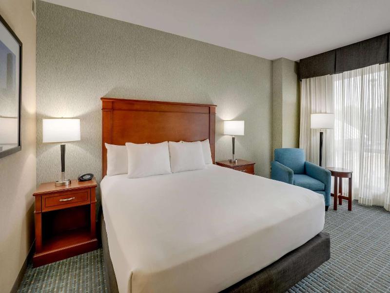 Drury Inn Suites Grand Rapids image