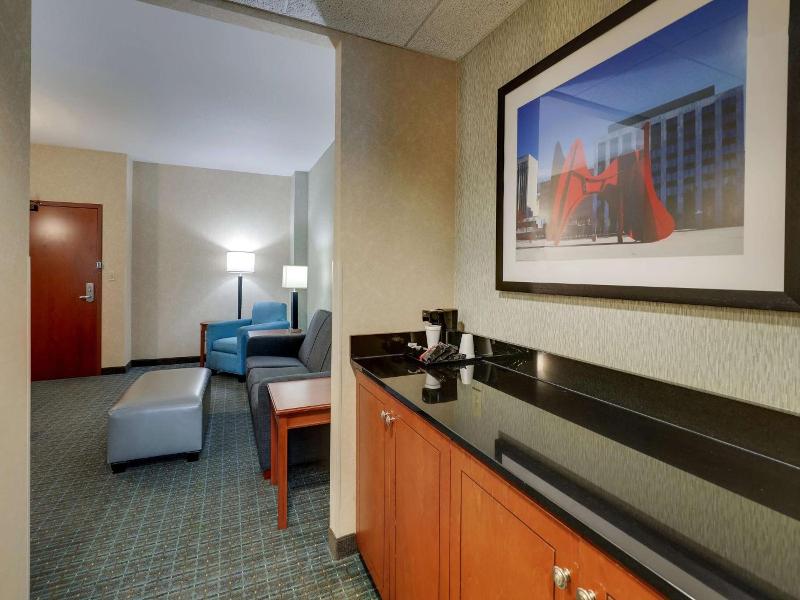 Drury Inn Suites Grand Rapids image
