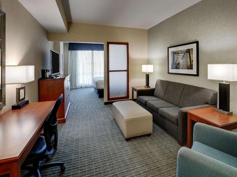 Drury Inn Suites Grand Rapids image