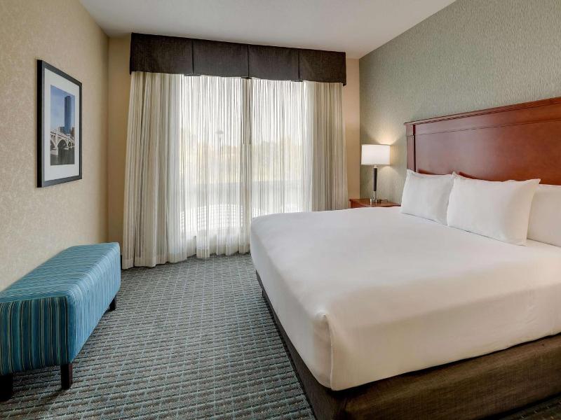 Drury Inn Suites Grand Rapids image