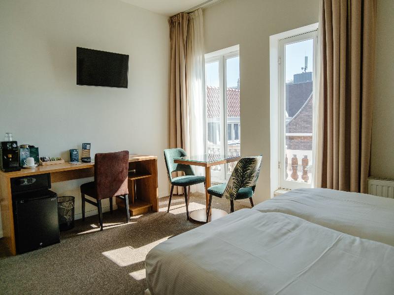 Ambassador City Centre Hotel image