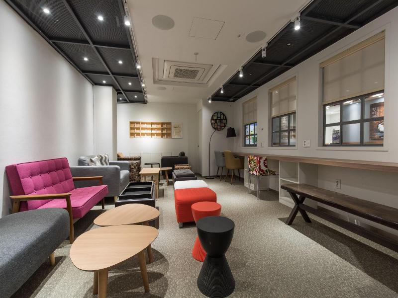 Uniqstay Bed & Breakfast image
