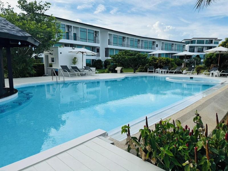 The Beach Resort & Residence image