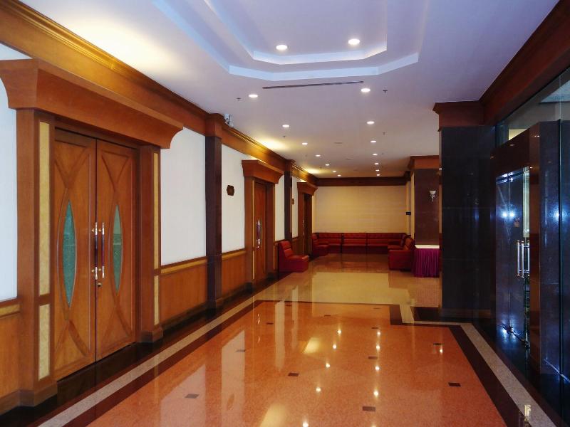 Grand Park Hotel
