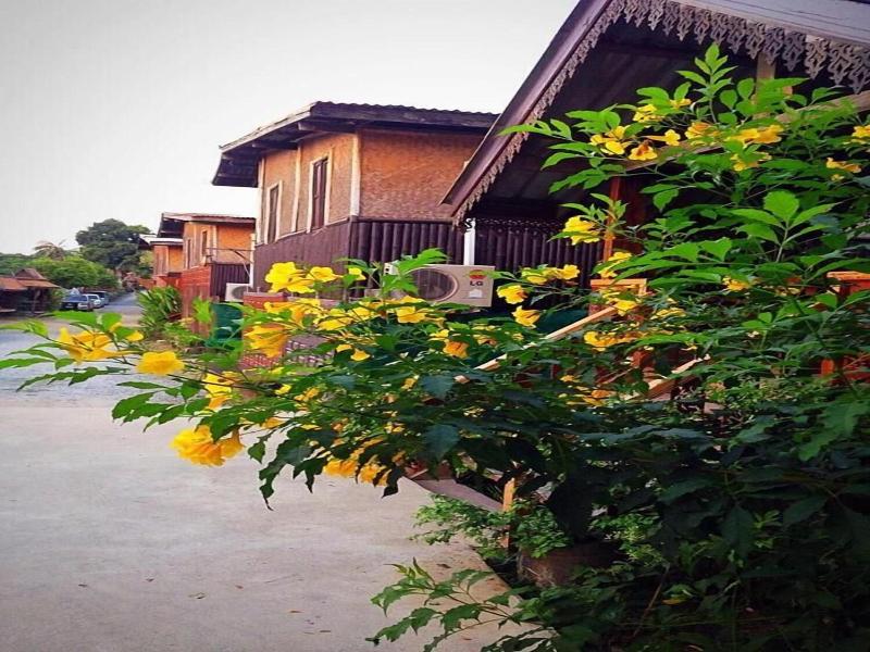 Jidapa Resort image