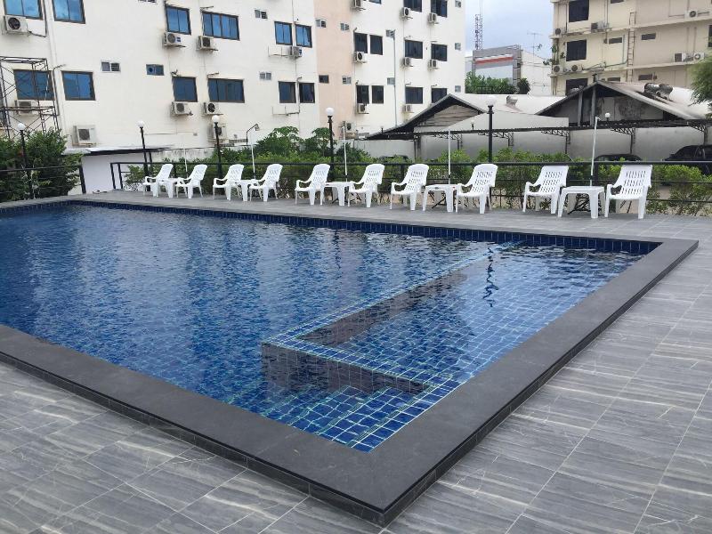 Chada Veranda Hotel image
