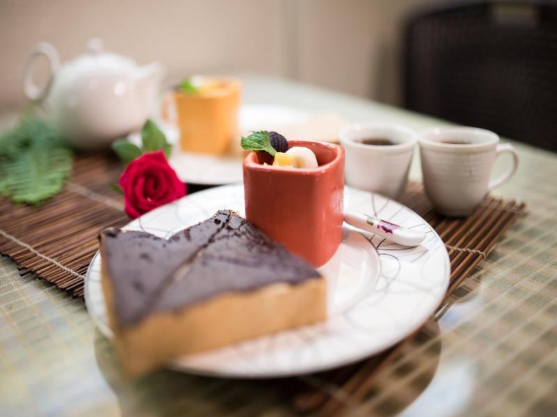 Tai-Yi Red Maple Resort image