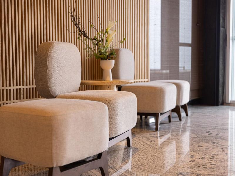 Harbor Resort Hotel image